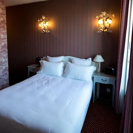 Regyn's Montmartre Hotel 2*