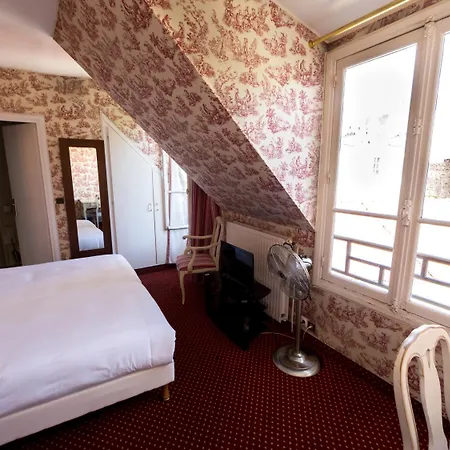 Regyn's Montmartre Hotel