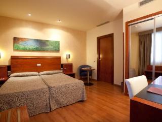 Regyn's Montmartre Hotel 2*