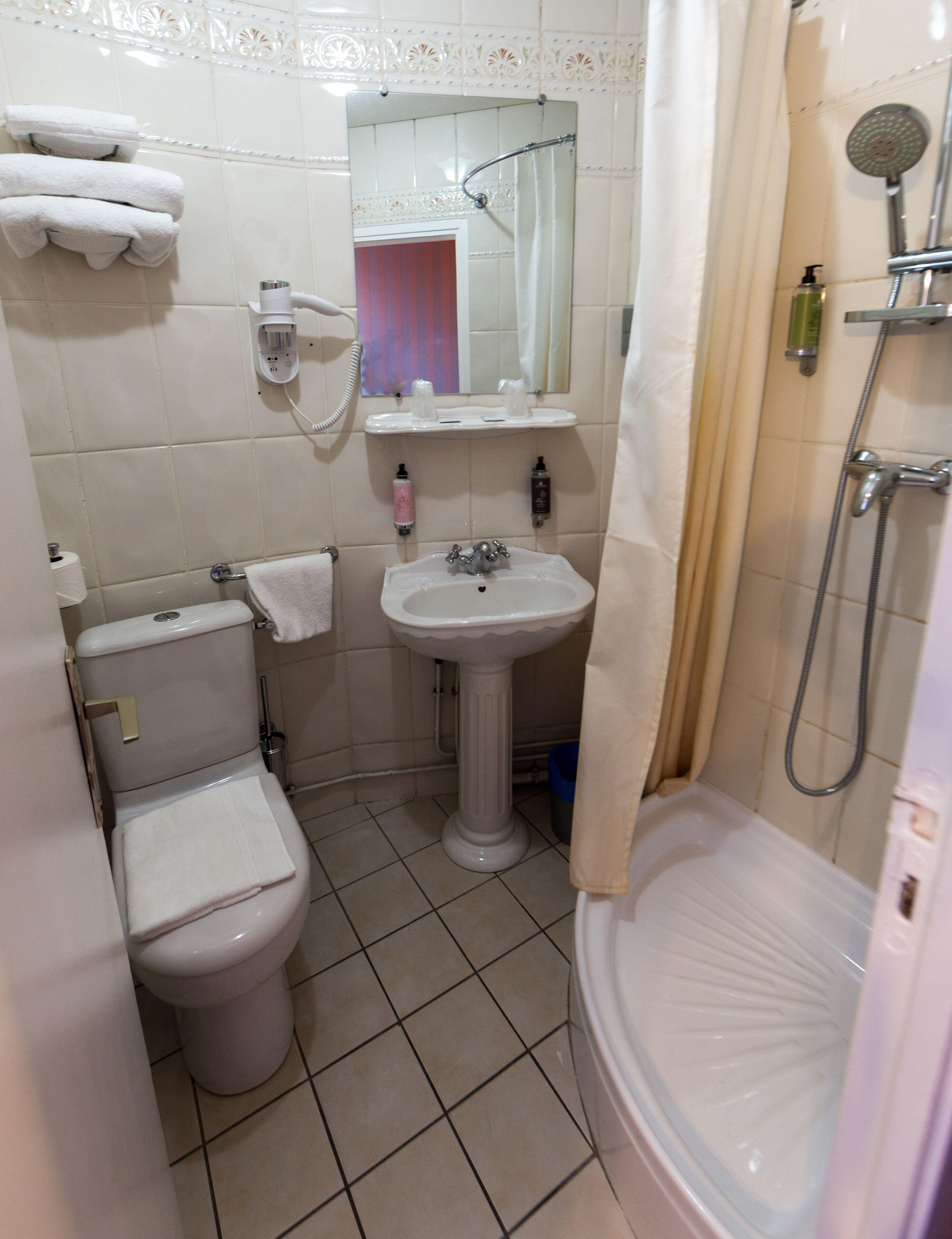 Regyn's Montmartre 2*