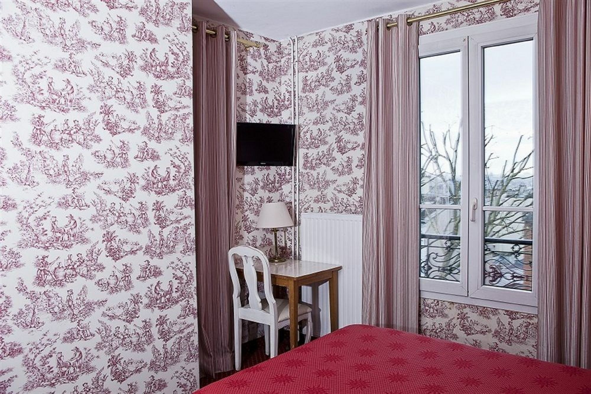 Hotel Regyn's Montmartre Parigi