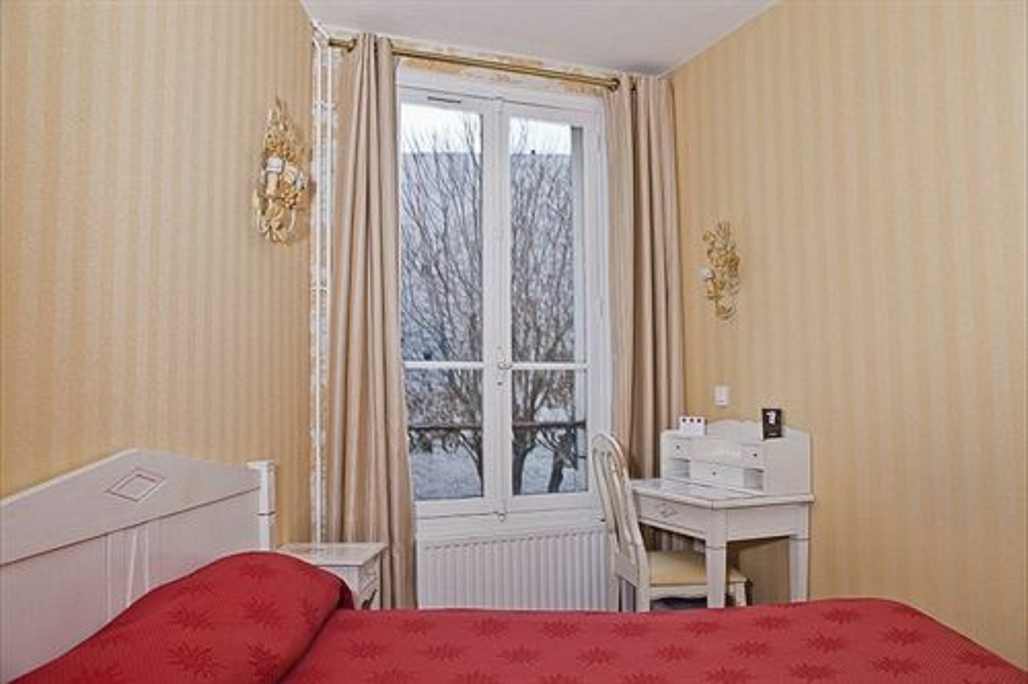 Regyn's Montmartre Parigi